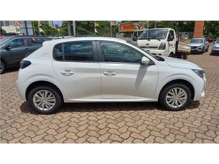 Peugeot 208 Branco 5