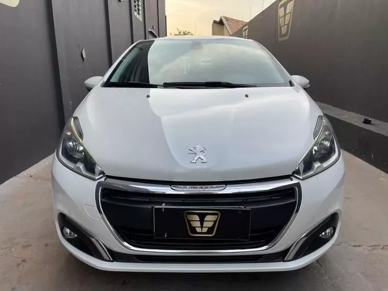 Peugeot 208 Branco 1