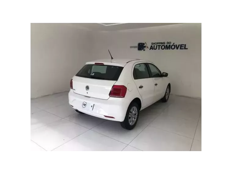 Volkswagen Gol Branco 4