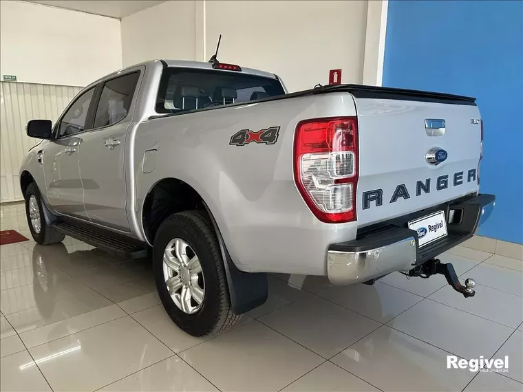 Ford Ranger Prata 10