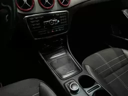 Mercedes-benz GLA 250