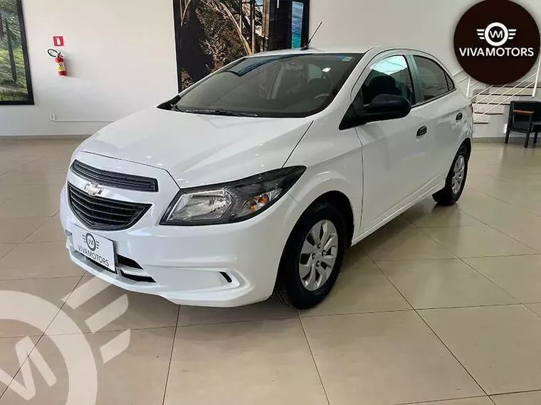 Chevrolet Onix Branco 1