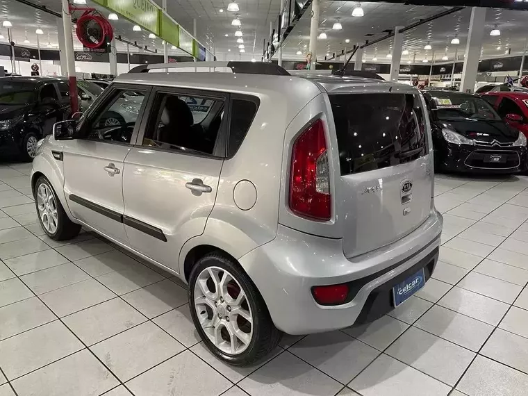 KIA Soul Prata 8