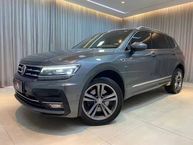 Volkswagen Tiguan Cinza 26