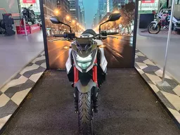 CB 500
