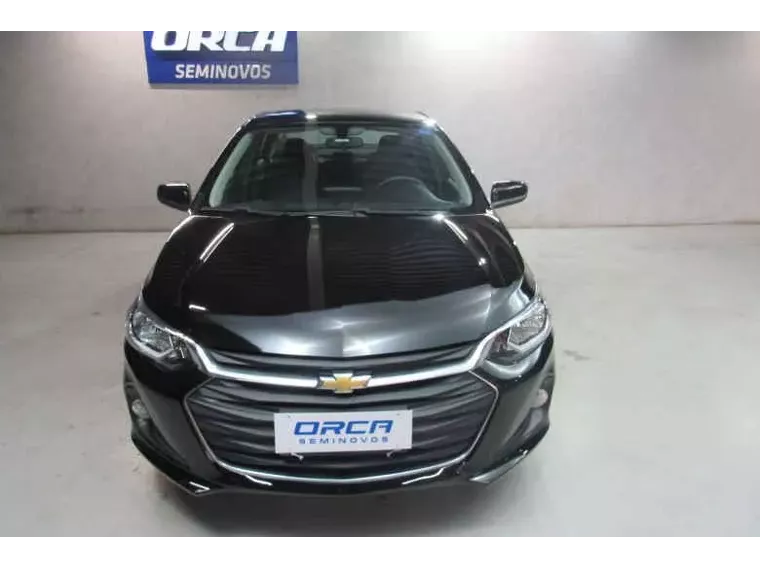 Chevrolet Onix Preto 5