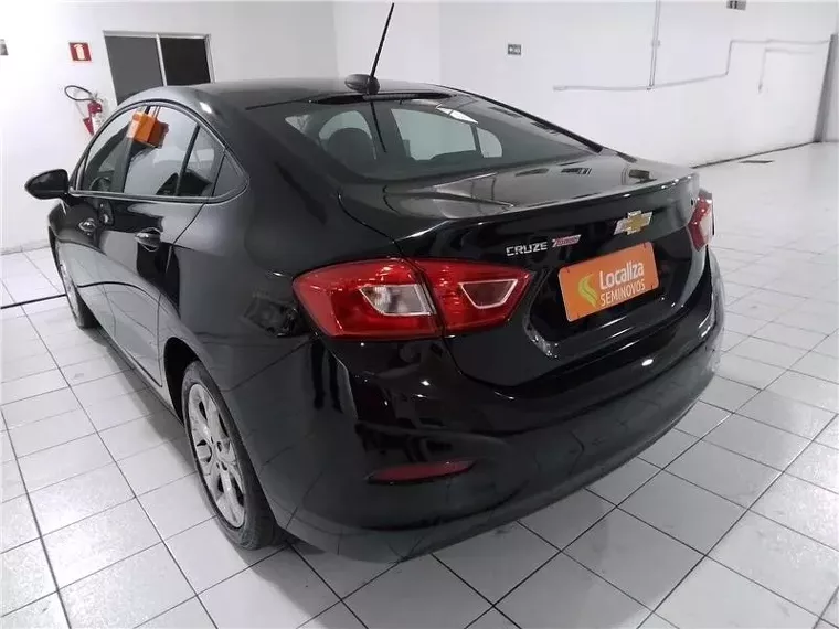 Chevrolet Cruze Preto 6