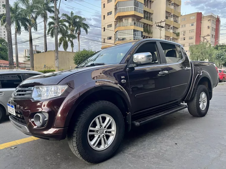 Mitsubishi L200 Vermelho 17