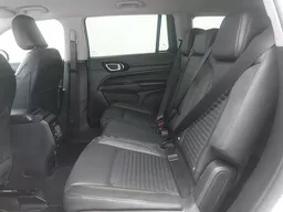 Jeep Commander