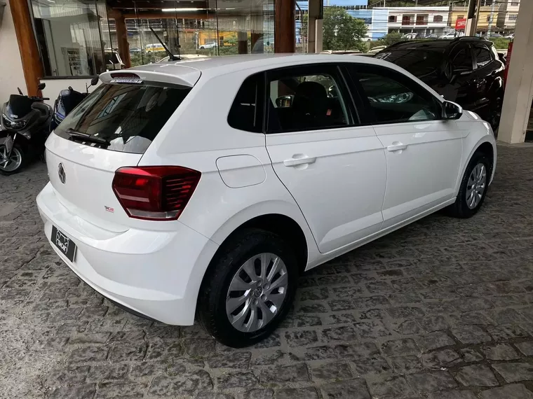 Volkswagen Polo Hatch Branco 5