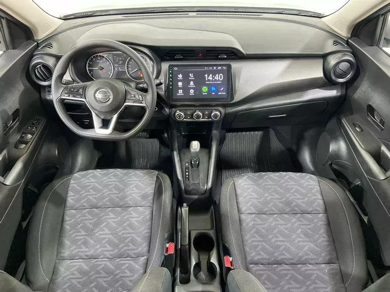 Nissan Kicks Prata 14