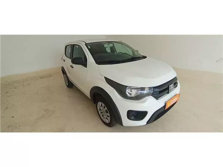 Fiat Mobi Branco 17