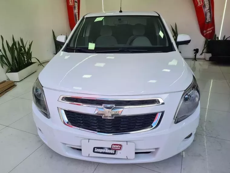 Chevrolet Cobalt Branco 3