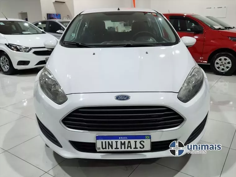 Ford Fiesta Branco 11