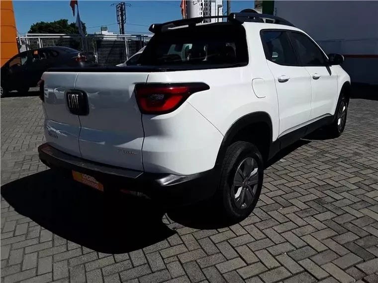 Fiat Toro Branco 8