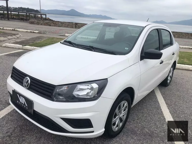 Volkswagen Voyage Branco 1