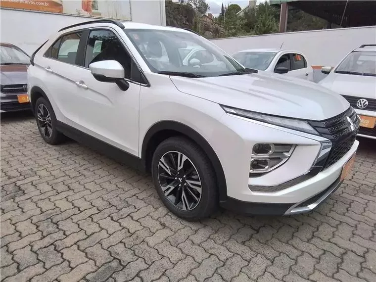 Mitsubishi Eclipse Cross Branco 1