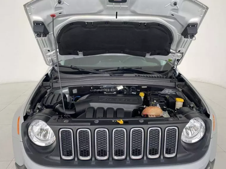 Jeep Renegade Prata 12