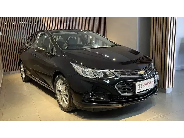 Chevrolet Cruze Preto 4