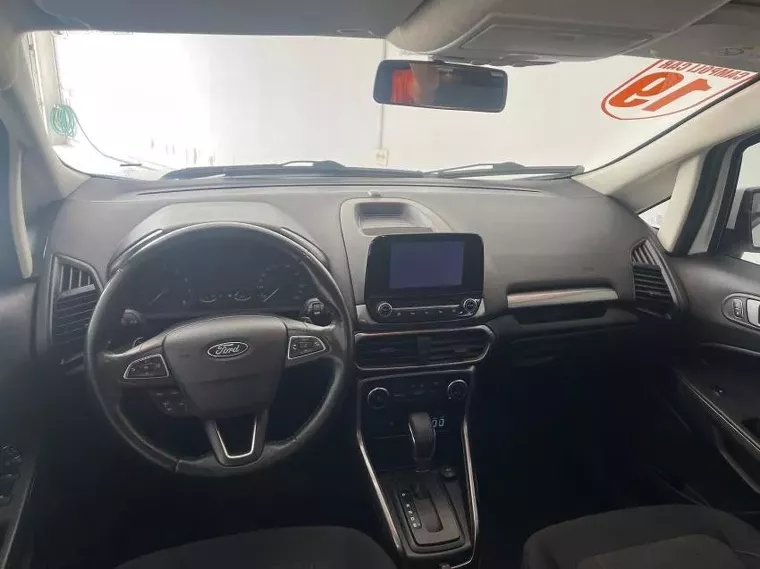 Ford Ecosport Branco 5