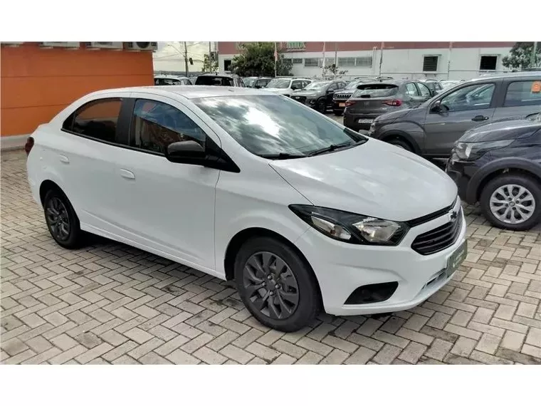 Chevrolet Onix Branco 3