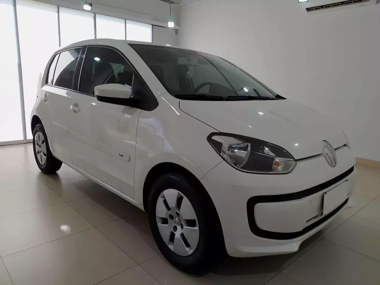 Volkswagen UP Branco 4