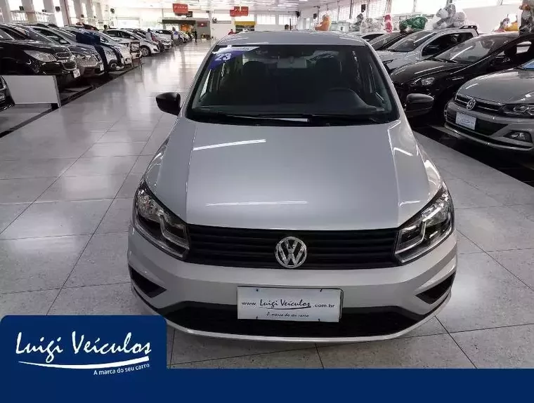 Volkswagen Voyage Prata 3