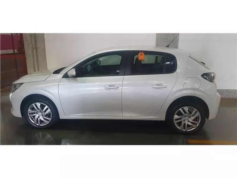 Peugeot 208 Branco 1