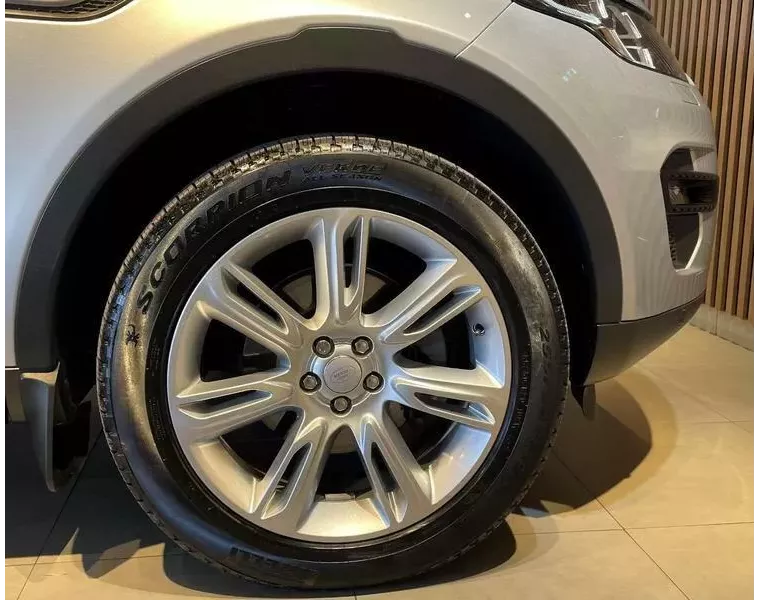 Land Rover Discovery Sport Prata 15