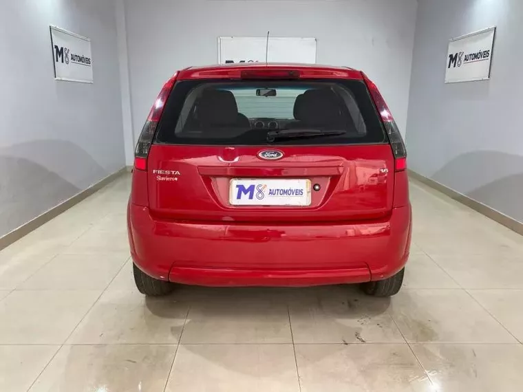 Ford Fiesta Vermelho 3