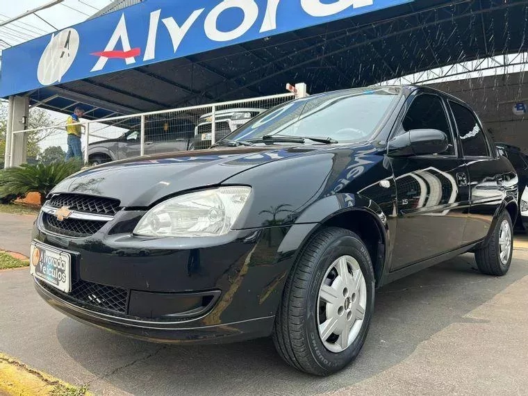 Chevrolet Classic Preto 1