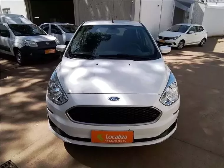 Ford KA Branco 4