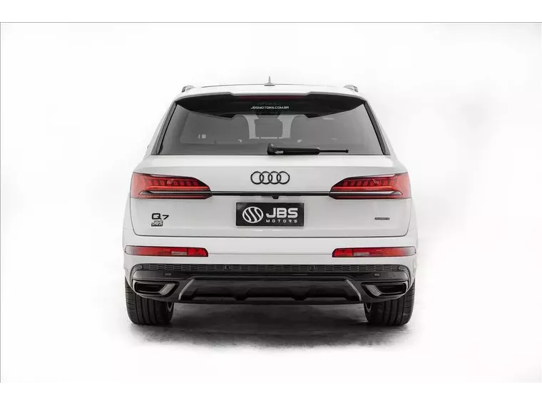 Audi Q7 Branco 14