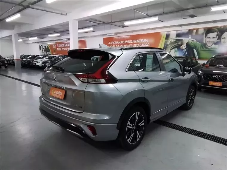 Mitsubishi Eclipse Cross Prata 6