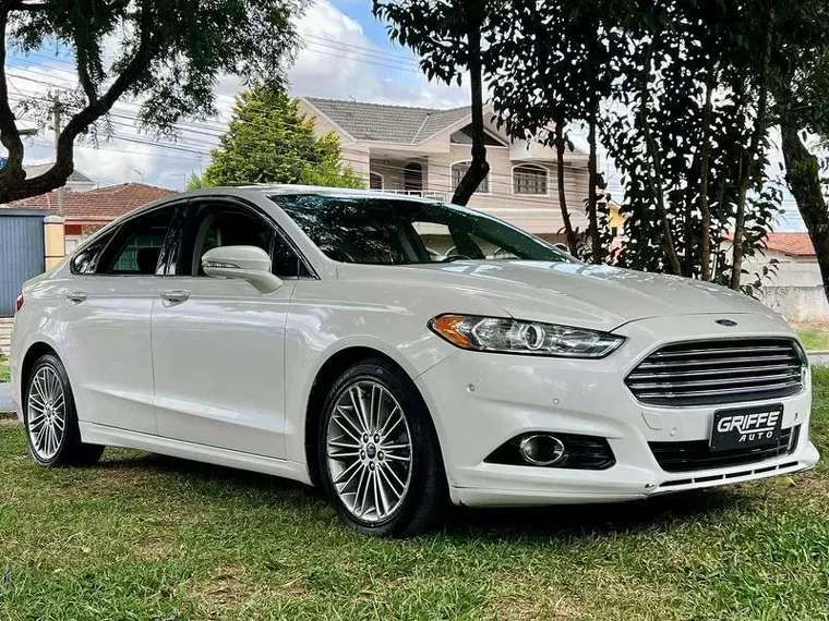 Ford Fusion Branco 6