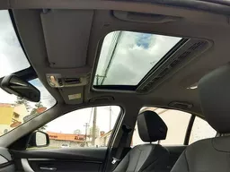 BMW 328i