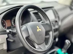 Mitsubishi L200 Triton