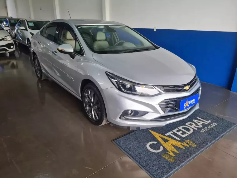 Chevrolet Cruze Prata 8