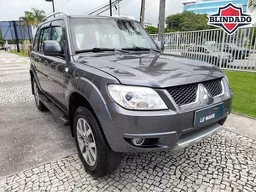 Mitsubishi Pajero TR4