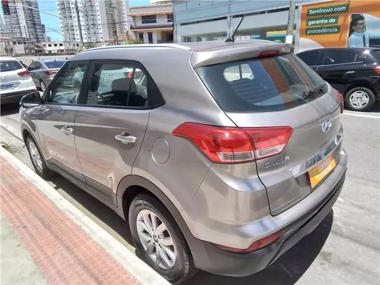 Hyundai Creta Prata 2