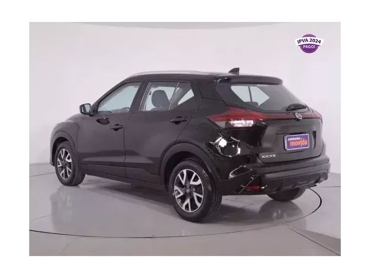 Nissan Kicks Preto 11