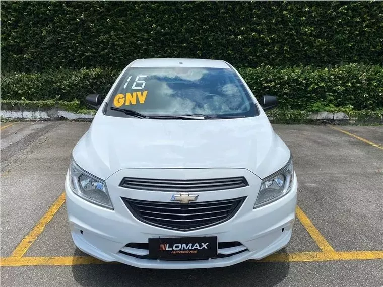 Chevrolet Onix Branco 6