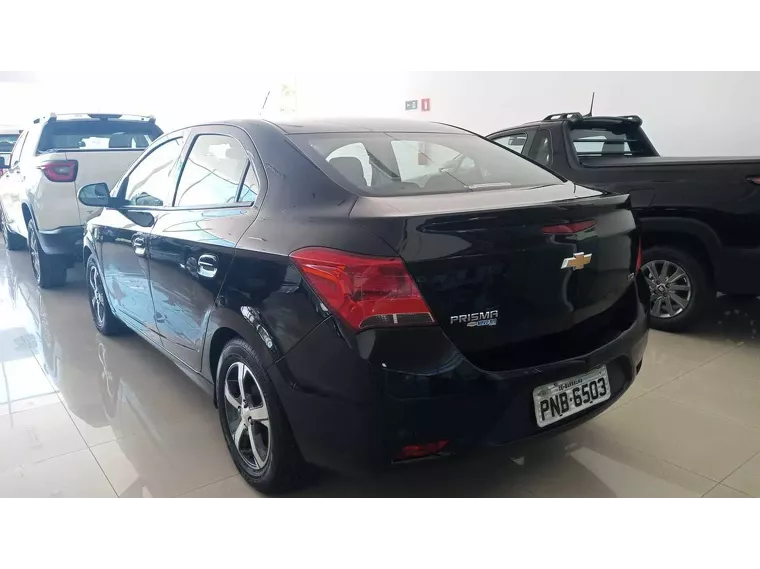 Chevrolet Prisma Preto 2