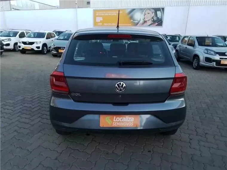 Volkswagen Gol Cinza 10