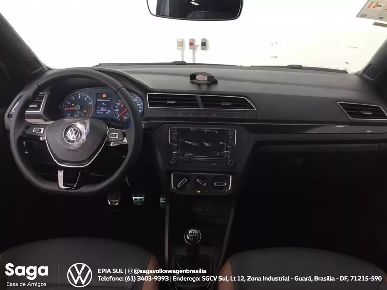 Volkswagen Saveiro Prata 4