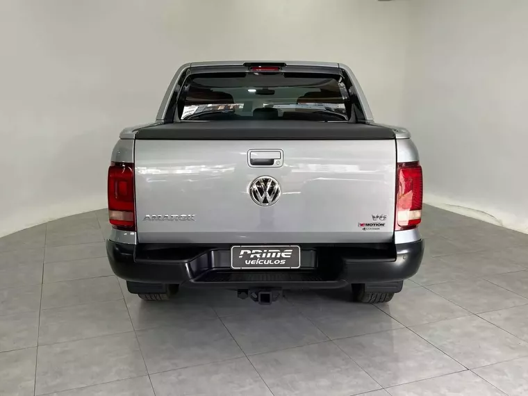 Volkswagen Amarok Prata 14