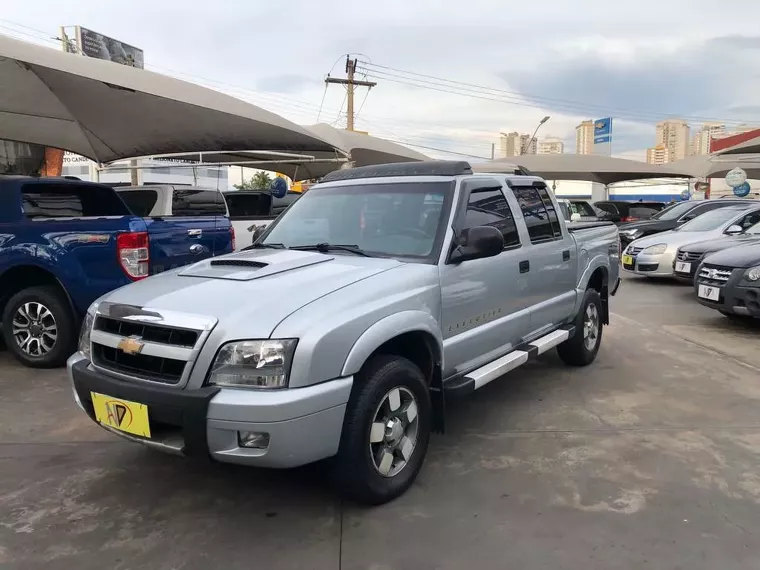 Chevrolet S10 Prata 11