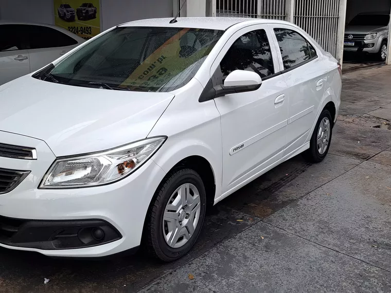 Chevrolet Prisma Branco 12