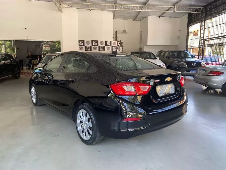 Chevrolet Cruze Preto 1