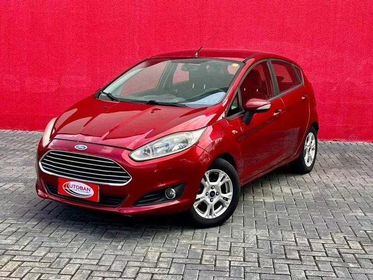 Ford Fiesta Vermelho 8